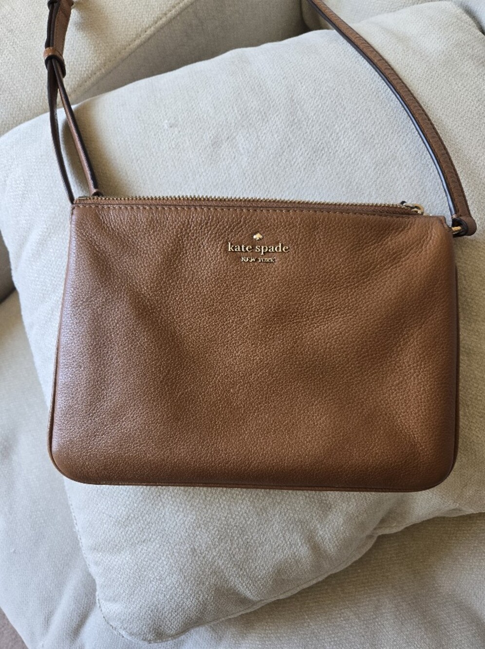 Kate Spade Brown Pebbled Leather Crossbody with Gold Logo - Picture 2 of 14